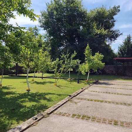 Posada Real La Montañesa Corrales De Buelna Exterior foto